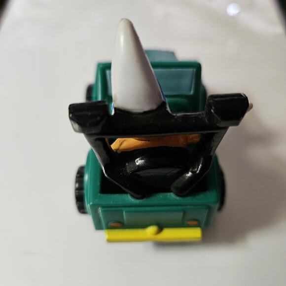 1988 McDonalds Moonman in Jeep - Picture 2 of 3